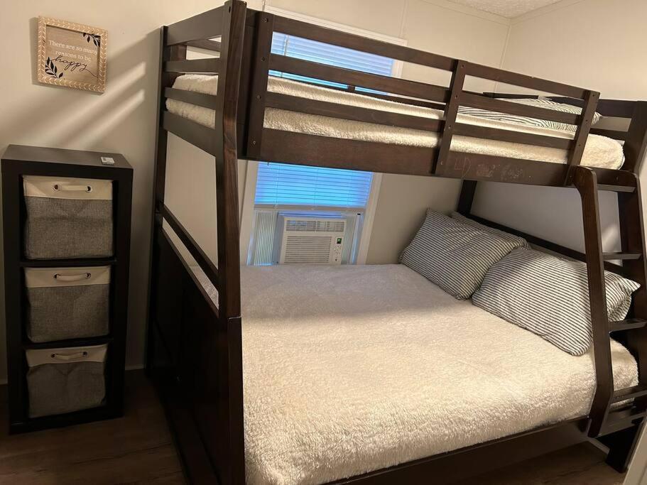 فيلا Tranquil Litchfield Retreat المظهر الخارجي الصورة